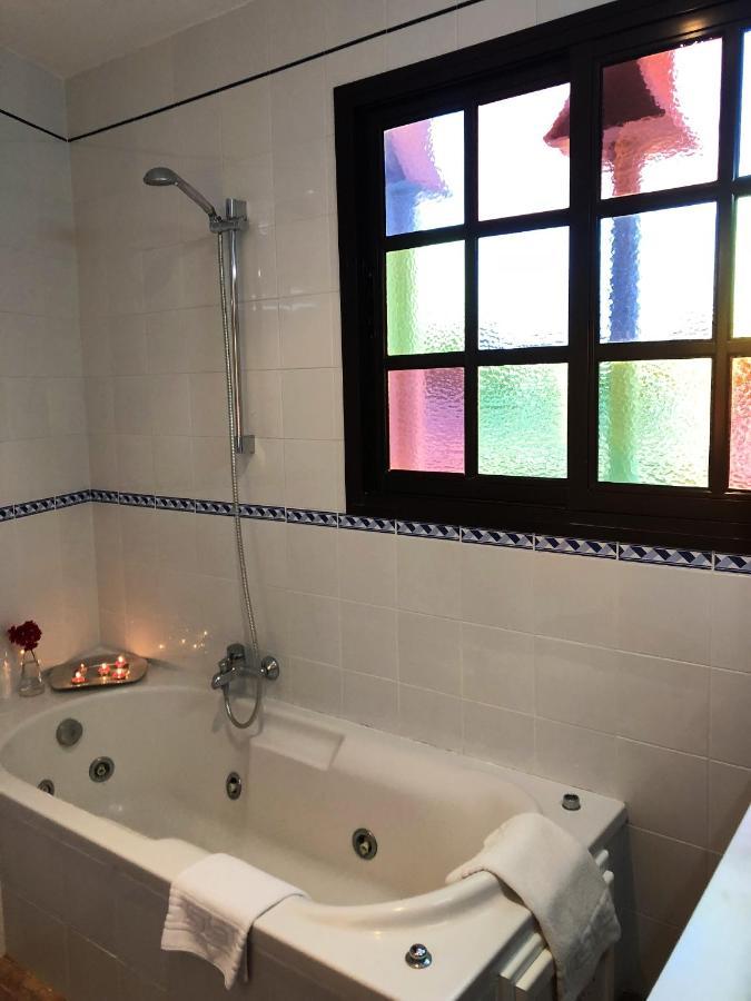 Hostal Alhambra 자호라 외부 사진